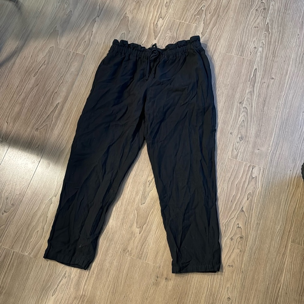Luxe Essentials black linen pants